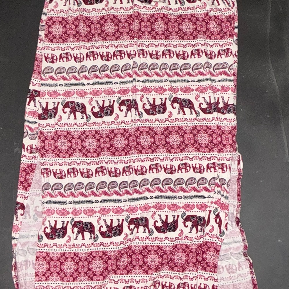 Rue21 White and Burgundy Elephant Print Maxi Skirt